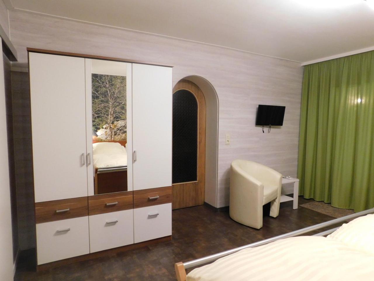 ألتيناو Pension Haus Petra المظهر الخارجي الصورة